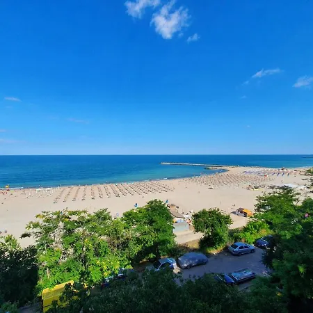 Apartament La 1 Minut De Plaja Apartment