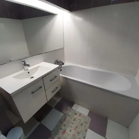 Apartament La 1 Minut De Plaja * Constanta